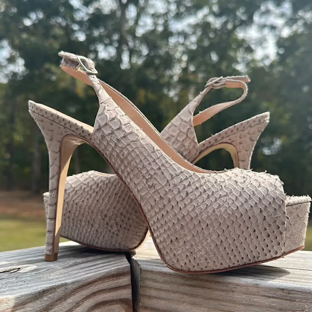 Pour La Victoire Snakeskin Nude Leather Platform Pumps – Size 8